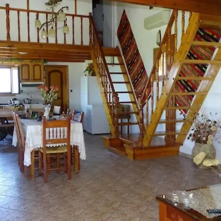 Villa Oneiro Tsivaras